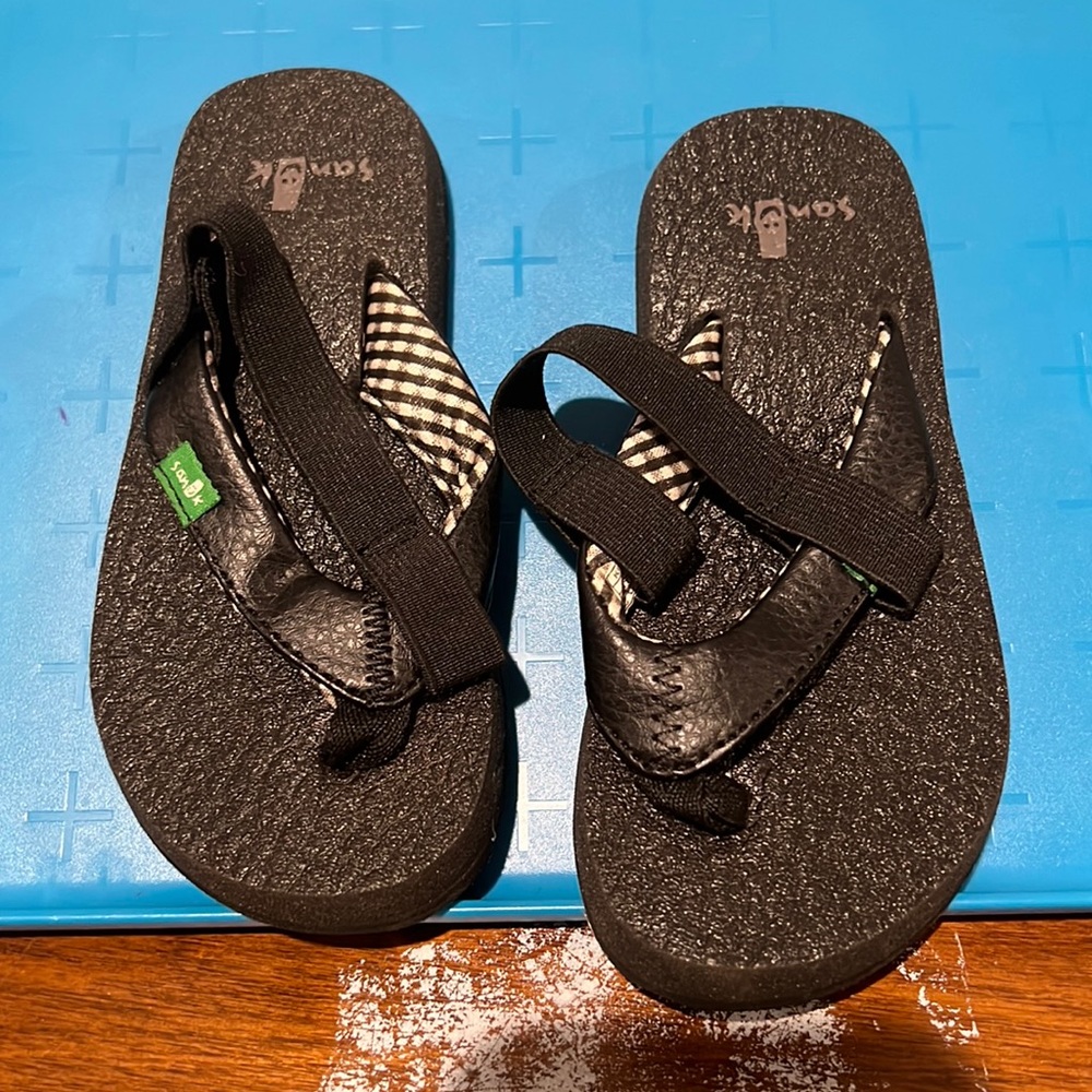 Kids Sanyo sandals